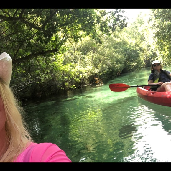 Meet your Posher, TJ - Picture 5 of 8